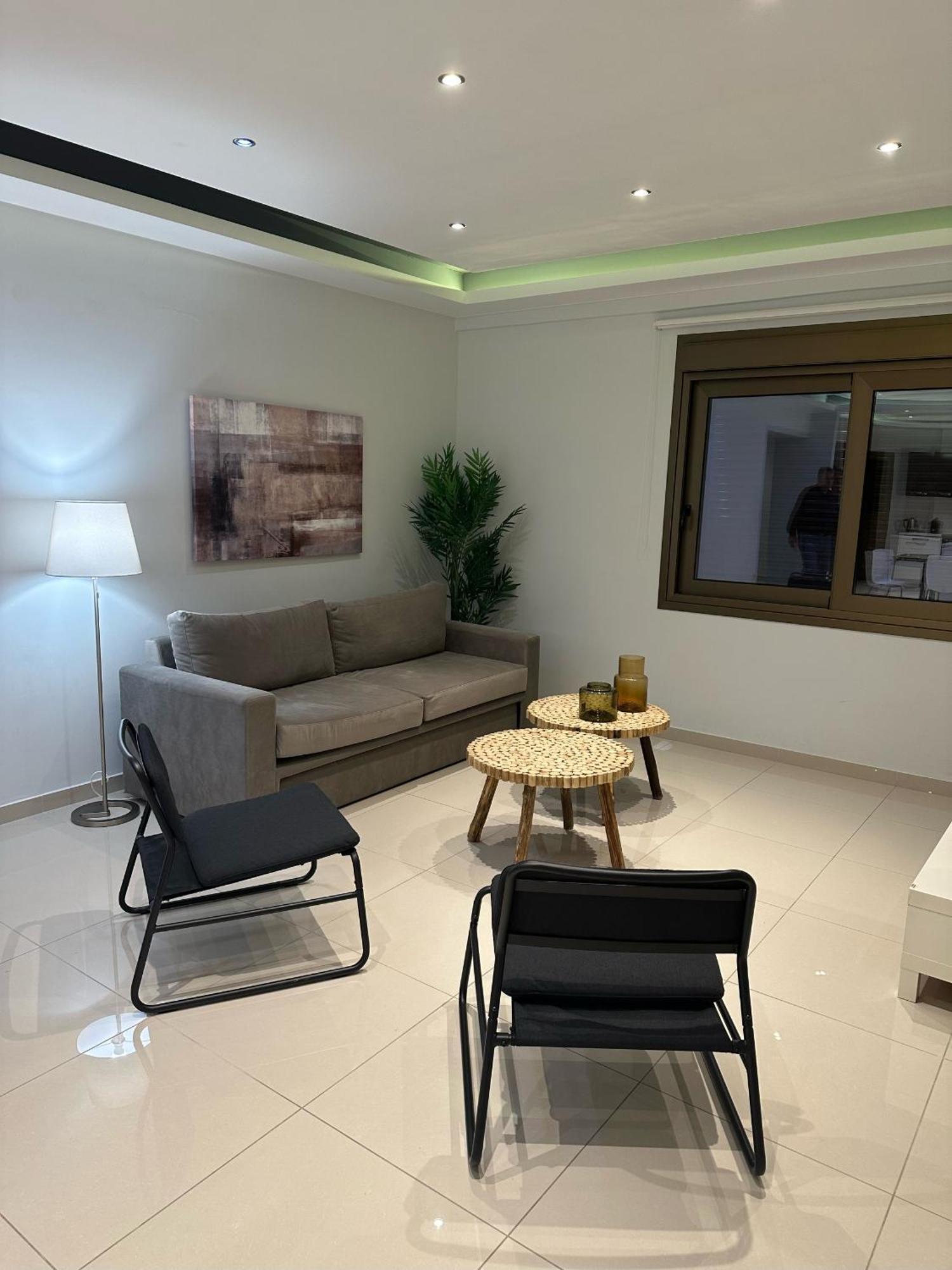 Amazing Holiday Apt With Ocean Views Ateny Zewnętrze zdjęcie